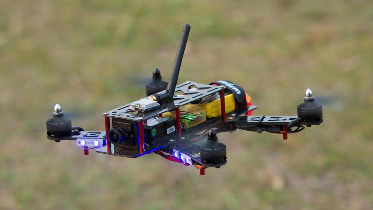 FPV là gì? FPV Drone Racing