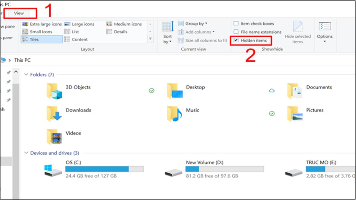 Cách hiện file ẩn trong USB từ thanh menu File Explorer bước 3